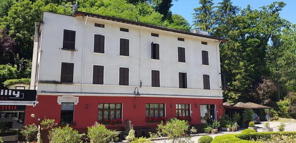 Hotel Piccadilly à Sant'Andrea Bagni Extérieur photo