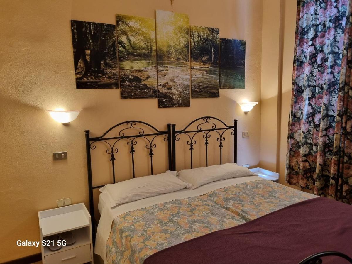 Hotel Piccadilly à Sant'Andrea Bagni Extérieur photo