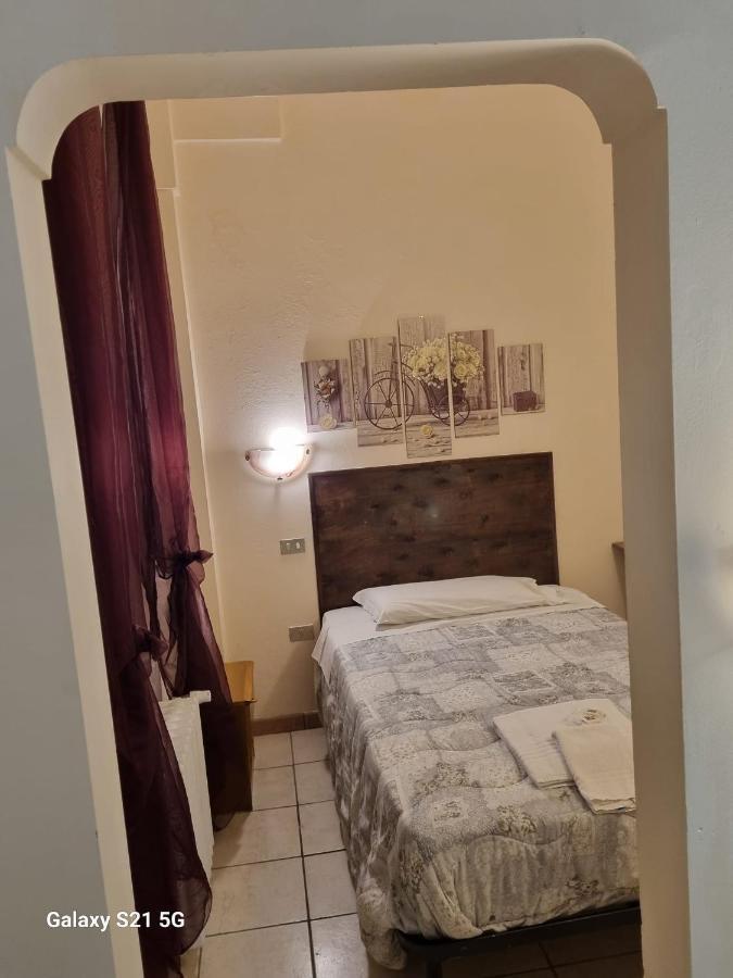 Hotel Piccadilly à Sant'Andrea Bagni Extérieur photo